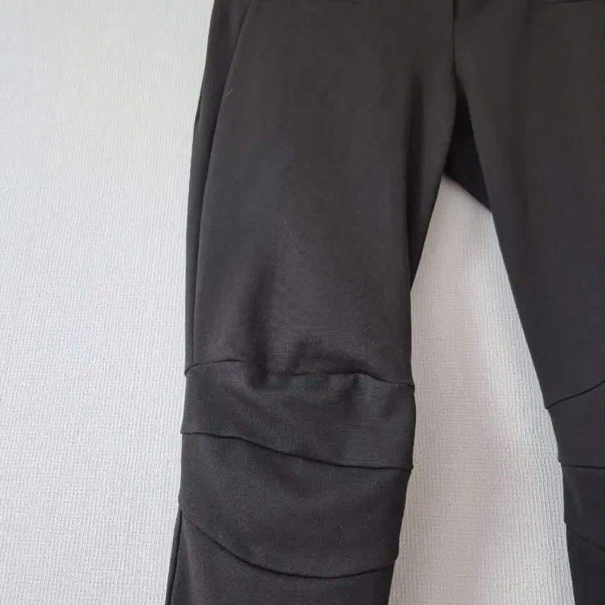 [SOLD OUT] [구호]블랙 무릎 셔링 레깅스 바지