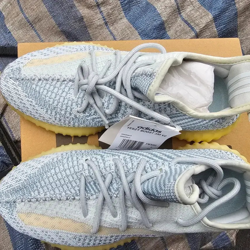 [BUNJANG] Adidas Yeezy Boost Cloud White 265 / 이지부스트 클라우드 화이트265