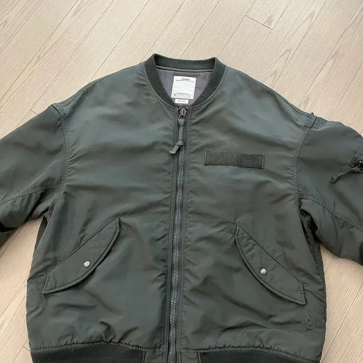 [BUNJANG] Visvim TORSION CRASH Olive Size 4 / 비즈빔 23FW 토르손 크래쉬 올리브 4사이즈 판매