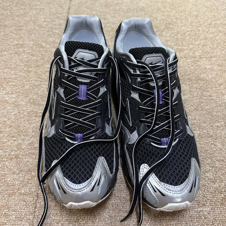 [BUNJANG] Mizuno Running Sneakers Black Color US 10 / 미즈노 Mizuno 러닝화 스니커즈 검은 컬러 판매 280 US 10