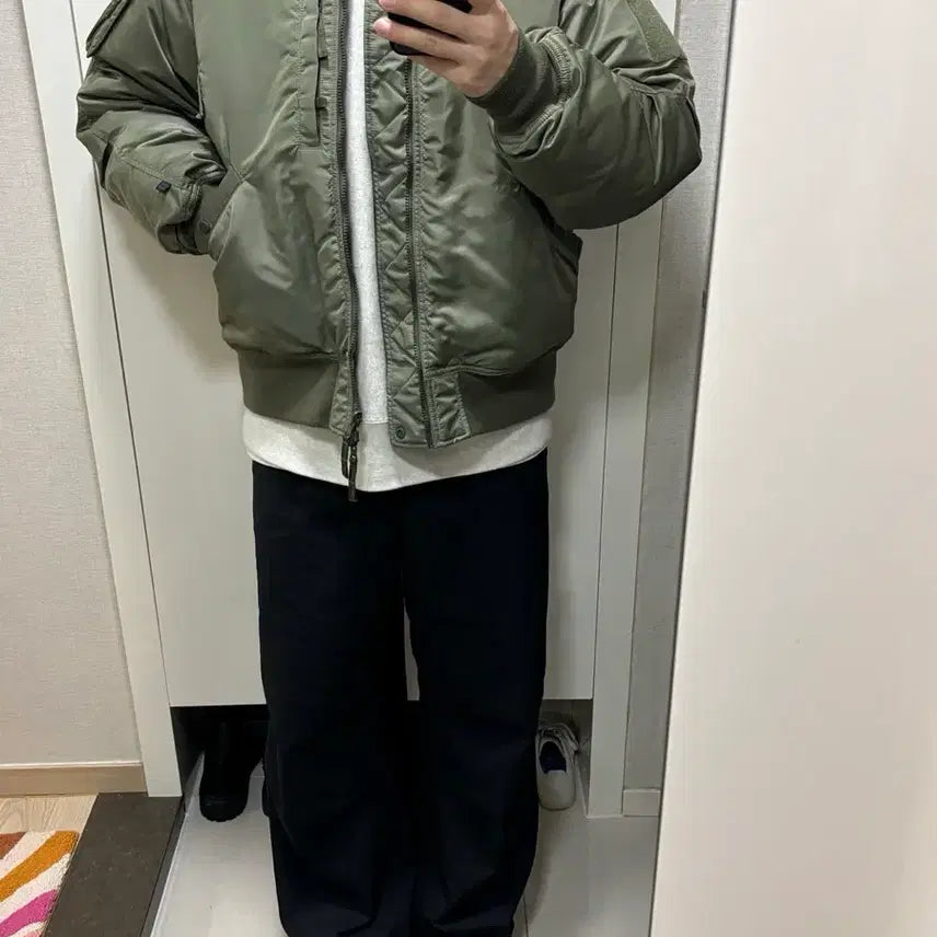 [BUNJANG] Daiwa Pier39 Tech Reversible MA-1 Sage Green Jacket / 다이와피어39 테크 리버서블 MA-1 세이지 그린 L