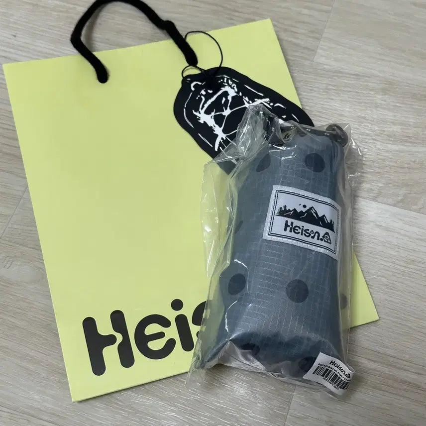 [BUNJANG] Hyeisan Lightweight Dot Backpack Charcoal Sealed / 하이산 초경량 도트 백팩 차콜 미개봉 새상품