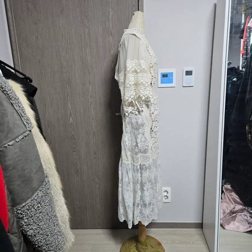 [BUNJANG] Tora Ivory Lace Maxi Dress / 여신 롱 원피스 레이스 롱 원피스 아이보리