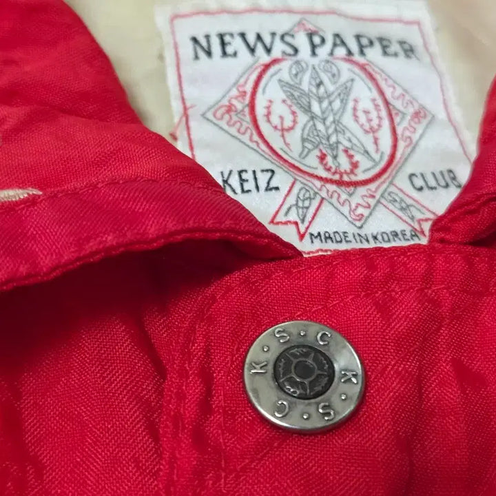 [BUNJANG] 105 News Paper Reversible Quilted Harrington Jacket / [105]뉴스페이퍼 봄버 해링턴 자켓 퀼팅 리버시블