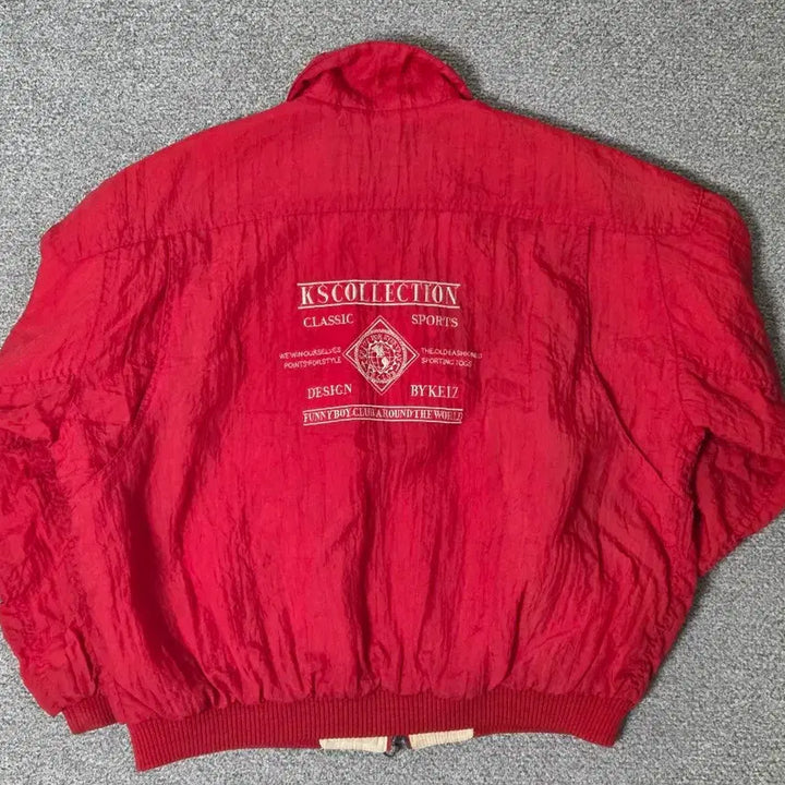 [BUNJANG] 105 News Paper Reversible Quilted Harrington Jacket / [105]뉴스페이퍼 봄버 해링턴 자켓 퀼팅 리버시블