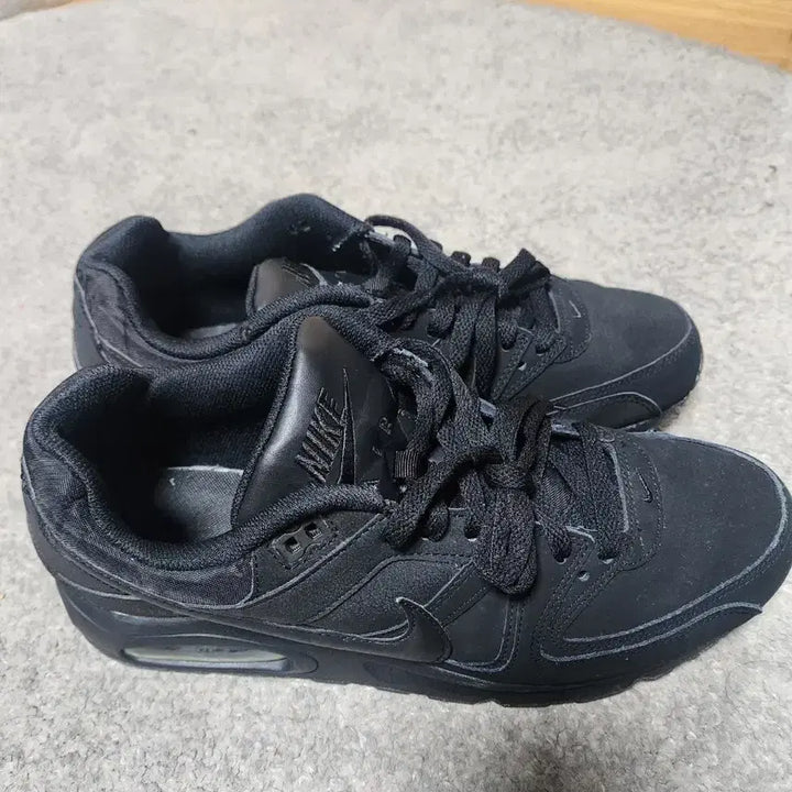[BUNJANG] Nike Air Max Command All Black Leather Sneakers / 나이키 에어맥스 커맨드 올블랙 레더-300
