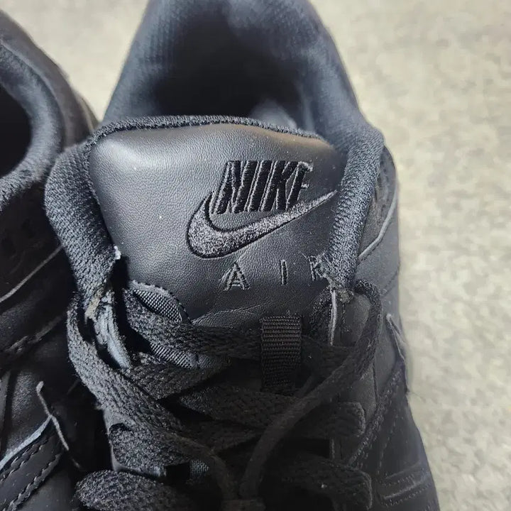 [BUNJANG] Nike Air Max Command All Black Leather Sneakers / 나이키 에어맥스 커맨드 올블랙 레더-300