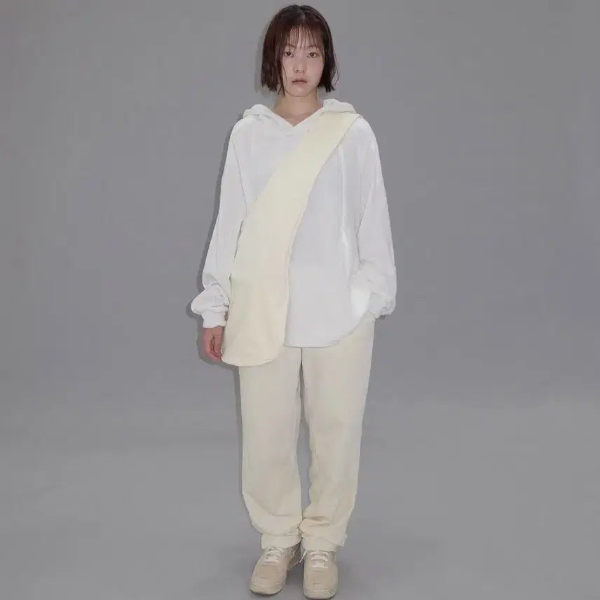 [BUNJANG] JICHOI Body Bag / JICHOI Body Bag