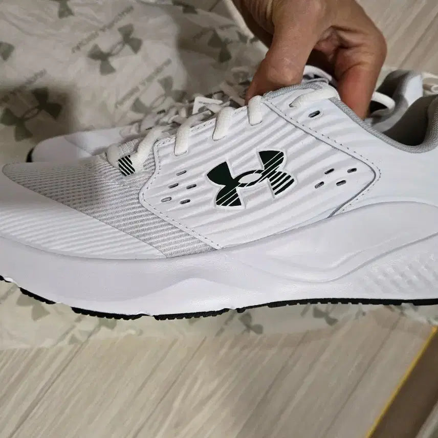 [BUNJANG] Under Armour Charged Commit 4 Training Shoes White 265 / 언더아머 차지드 커밋4 트레이닝화 헬스화 265 새제품