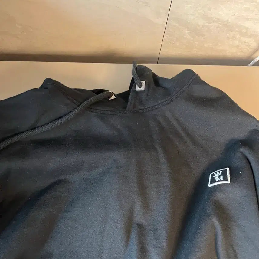 [BUNJANG] Wooyoungmi Black Back Logo Hoodie 23FW / 실착2회 우영미 백로고 후드 블랙 23FW