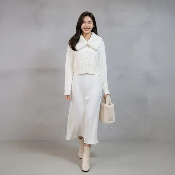 [BUNJANG] CIDER Cable Knit Cropped Cardigan / [새상품] 샵사이다 CIDER 퍼 칼라 케이블 니트 크롭 가디건