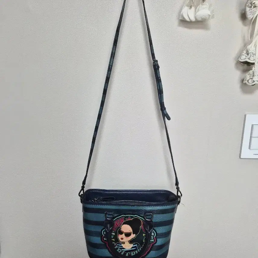 [BUNJANG] Yuk Sim Won Handbag / 육심원.