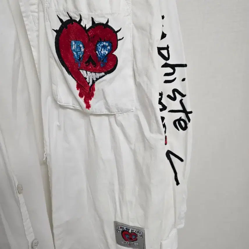 [BUNJANG] IMARGC White Shirt with Heart Printing (Size 105-110) / IMARGC 화이트 셔츠 하트 프린팅 105-110