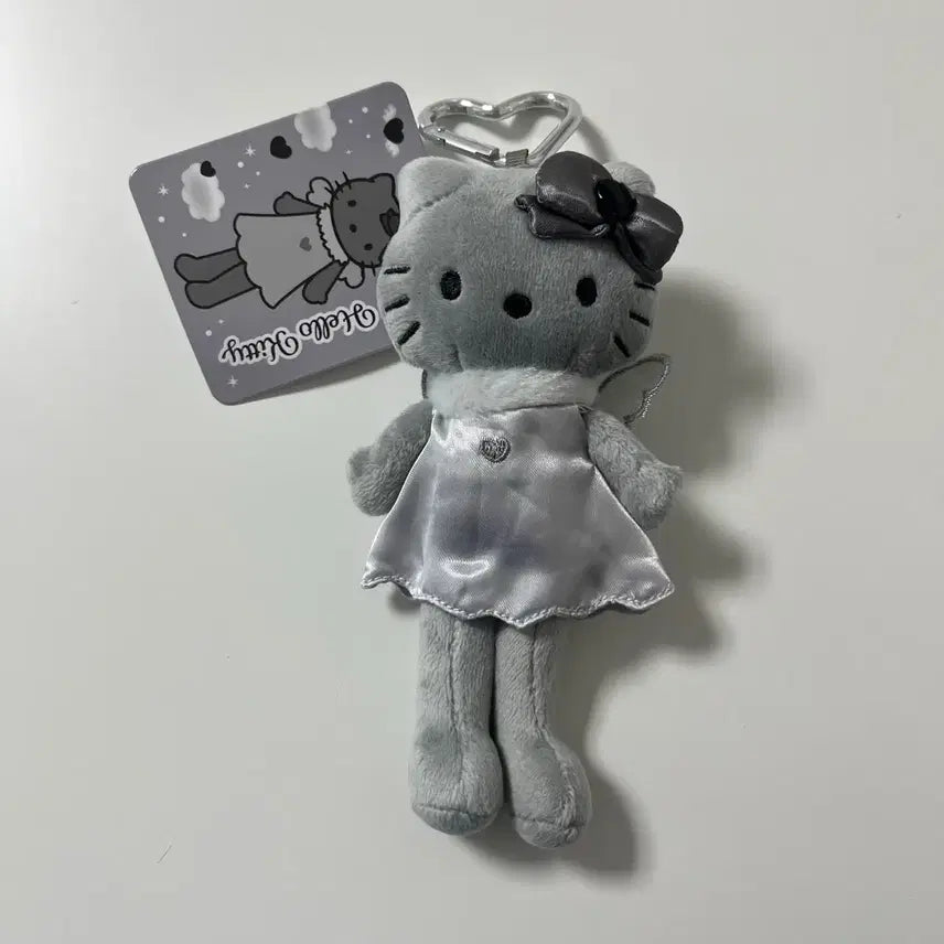 [SOLD OUT] 일본정품)헬로키티 롱다리 그레이 엔젤 인형 키링