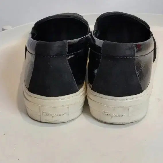 [BUNJANG] Ferragamo Black Lace Loafers / 정품 페라가모 로퍼