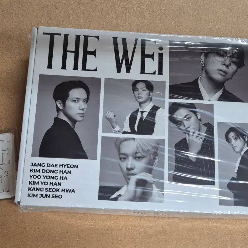 [BUNJANG] WEi 2024 Season's Greetings Sealed / 위아이 2024 시즌그리팅 미개봉