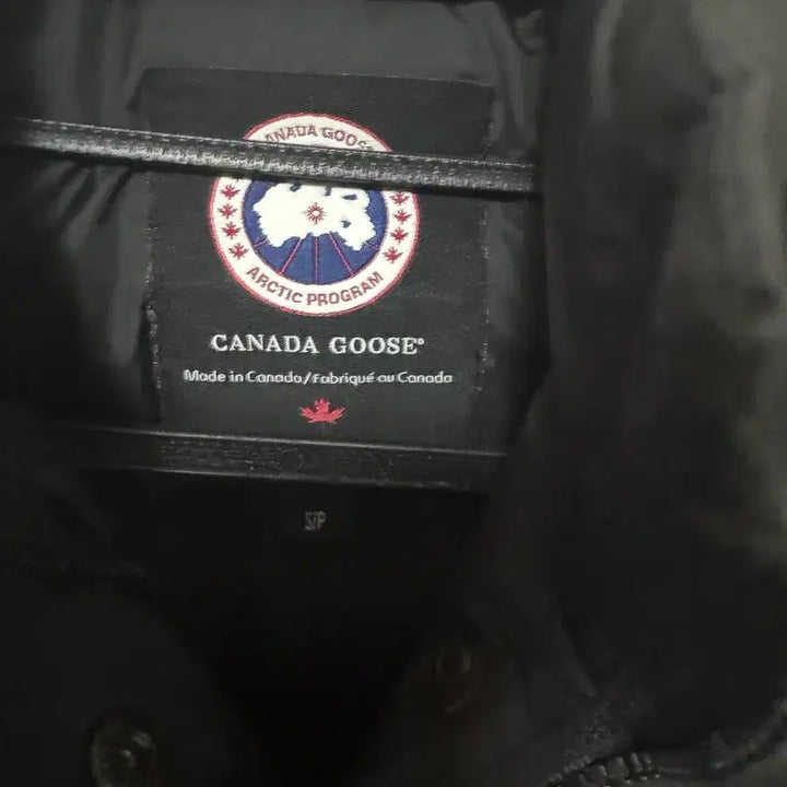 [BUNJANG] Canada Goose Black Padded Vest S / 캐나다구스 블랙 패딩 조끼 S