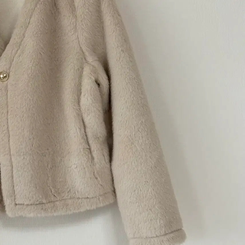 [BUNJANG] Soft V-Neck Fur Jacket / 새제품 부드러운 브이넥 퍼 자켓