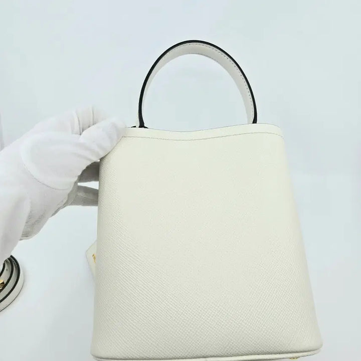 [BUNJANG] Prada Saffiano Panier Small Bucket Bag White / 프라다 사피아노 파니에 스몰 버킷백 화이트