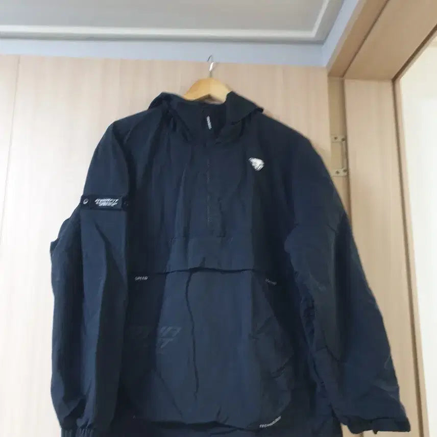 [SOLD OUT] 다이나핏 후드 아노락