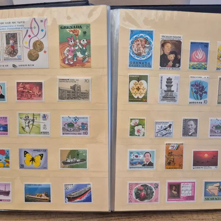 [BUNJANG] Various Items Stamp Book / 우표책2