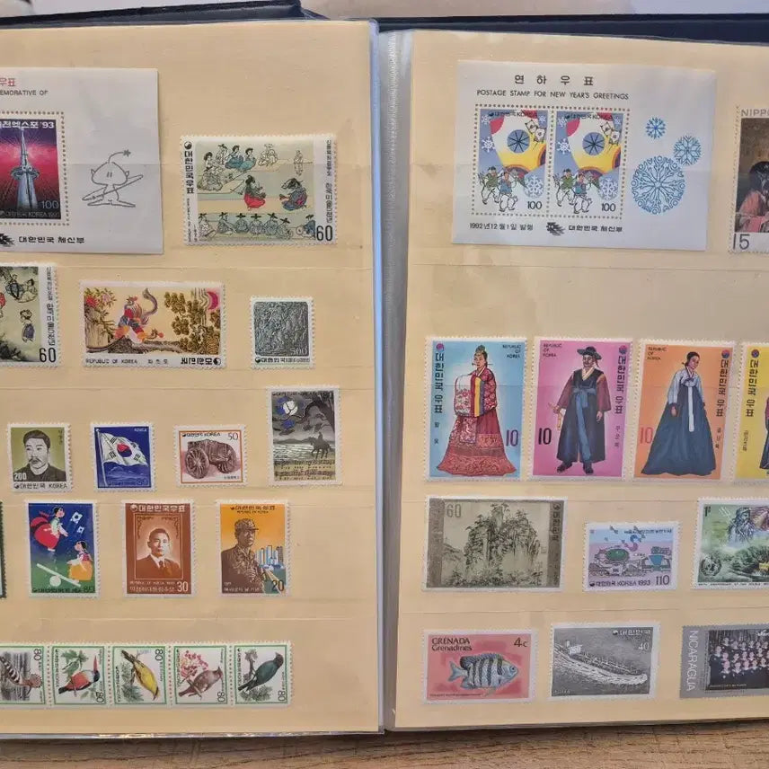 [BUNJANG] Various Items Stamp Book / 우표책2