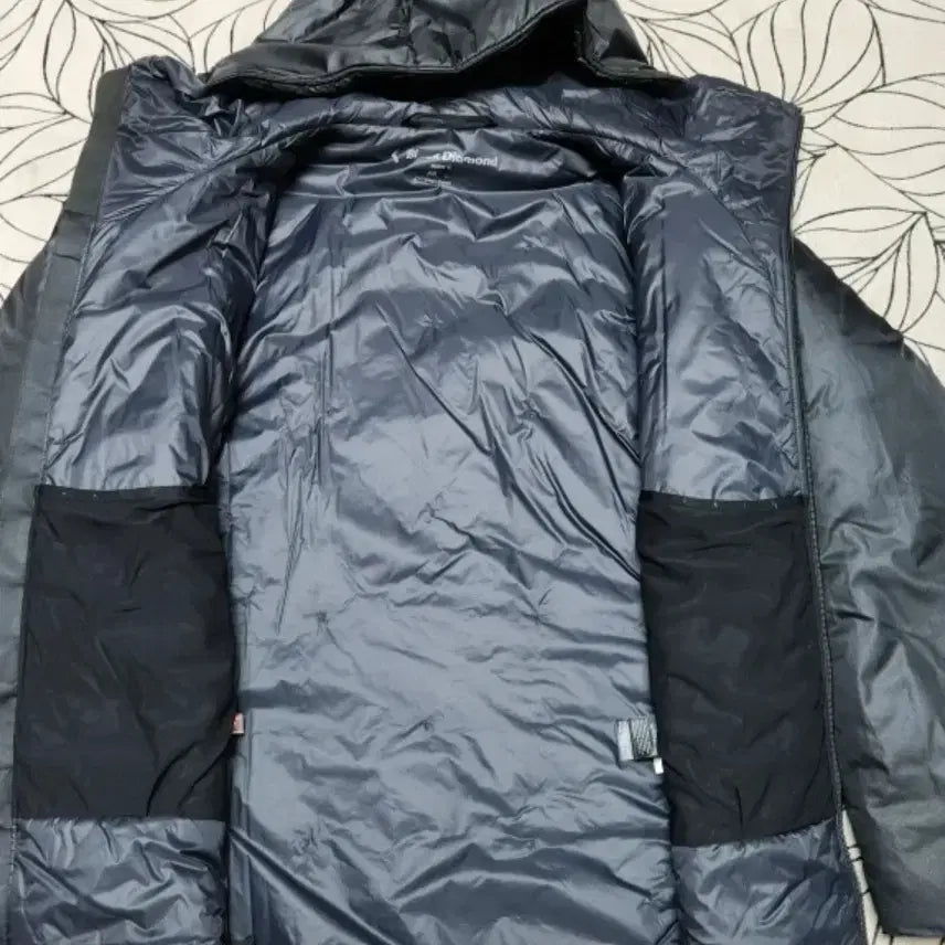 [BUNJANG] Black Diamond Belay Parka M Hooded Padded Jacket / 블랙다이아몬드 빌레이파카 M 후드 패딩 자켓