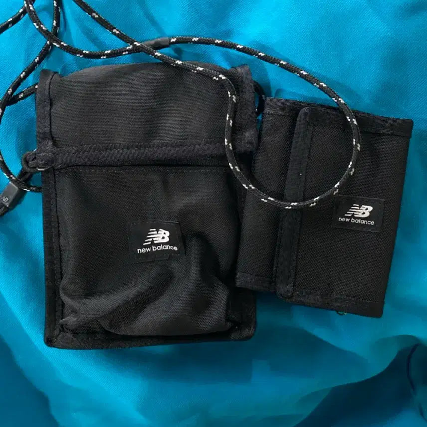 [BUNJANG] New Balance Card Wallet Set / 뉴발란스 목걸이 카드지갑 세트 블랙
