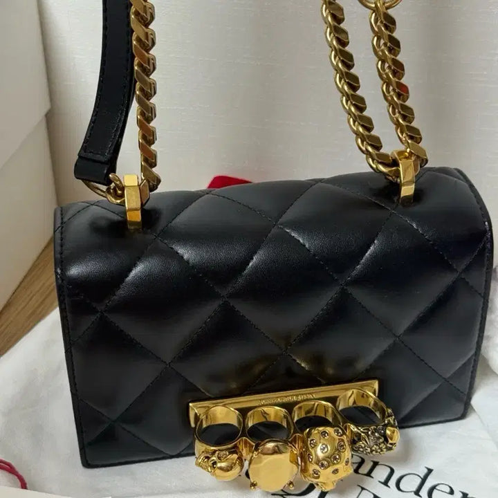 [BUNJANG] McQueen Satchel Bag Small / 맥퀸 사첼백 스몰