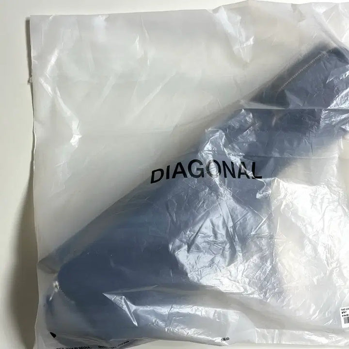 [BUNJANG] Diagonal Black Pocket Belt Bag / 다이애그널 블랙 포켓 벨트백