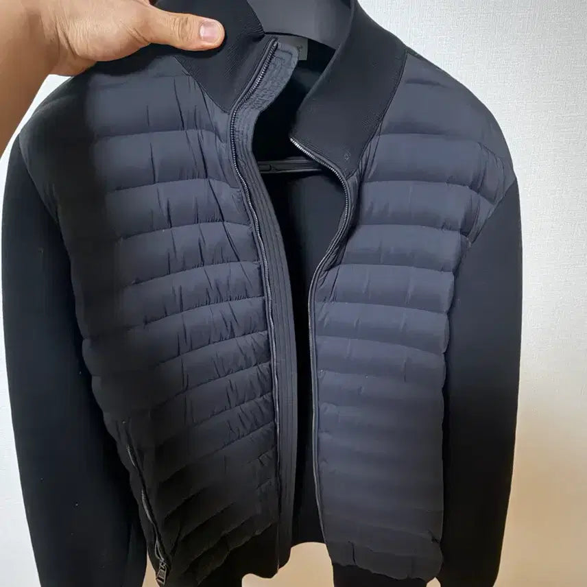[BUNJANG] Moncler Knit Padded Jacket L / 몽클레어 니트패딩 블랙와펜 L