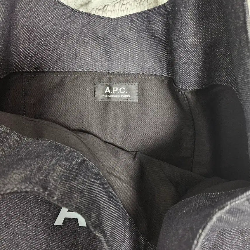 [BUNJANG] A.P.C. Ninon Denim Black Bag / A.P.C. 아페쎄 니논 데님 흑청