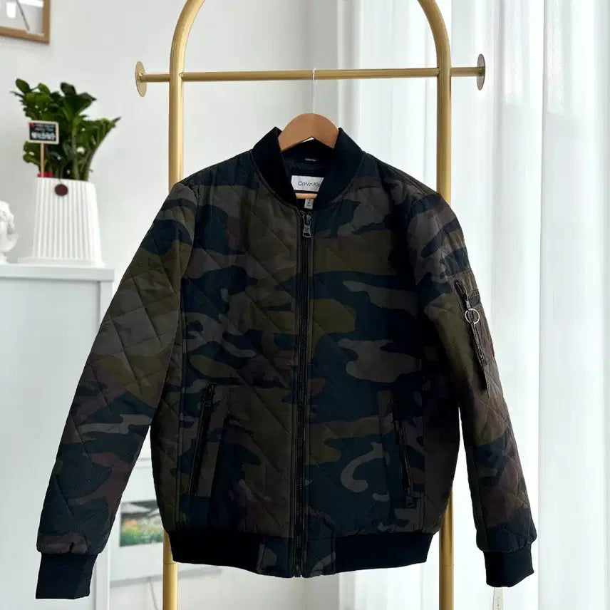 [BUNJANG] Calvin Klein Camouflage Quilted Jacket / 원가무시 땡처리! 정품 CK 카모플라쥬 퀼팅자켓!