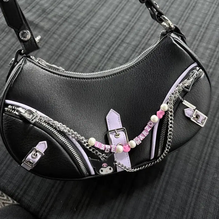 [BUNJANG] 13 De Marzo Sanrio Kuromi Shoulder Bag / 13 디 마르조 산리오 콜라보 쿠로미 숄더백