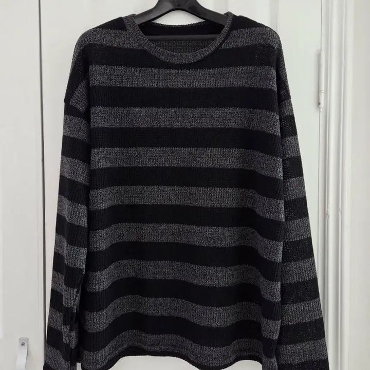 [BUNJANG] Striped Knit Long Sleeve T-Shirt / 스트라이프 니트 긴팔 티셔츠
