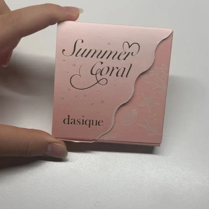 [BUNJANG] Daisique Summer Coral Eyeshadow Palette / 데이지크 썸머코랄 섀도우 팔레트