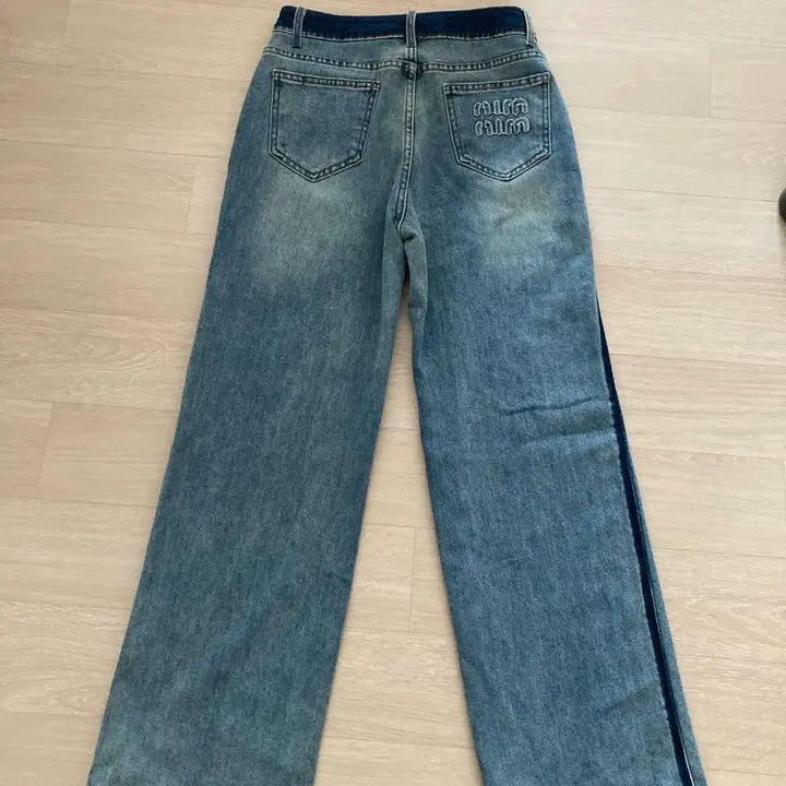 [BUNJANG] S Denim Straight Fit Jeans / 데님 S 청바지 일자핏 (옆라인 포인트)