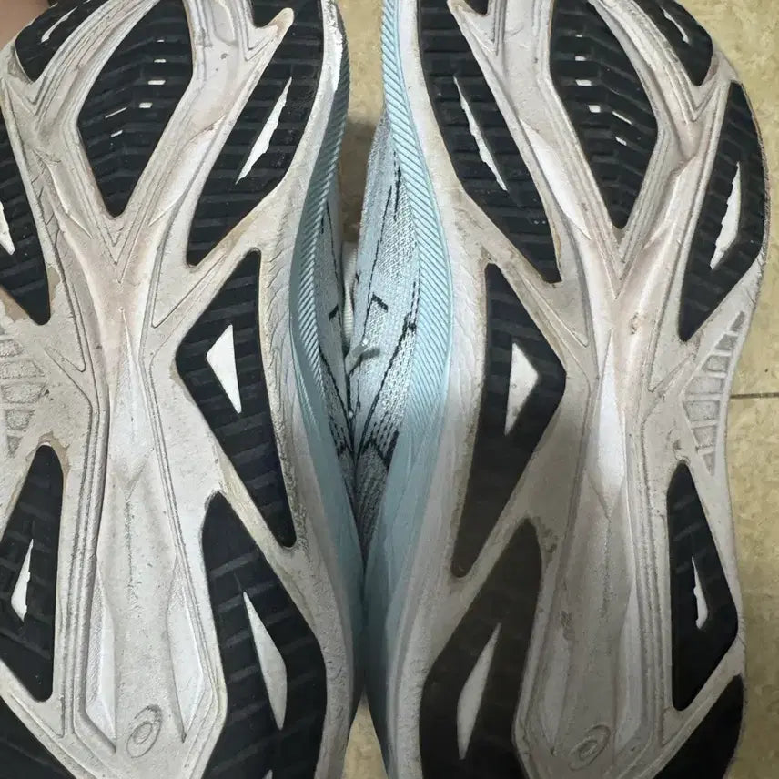 [BUNJANG] SuperBlast 2 Shoes / 슈퍼블라스트2