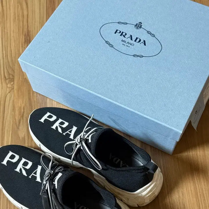 [BUNJANG] Prada Knit Sneakers Black Size 37.5 / 프라다 니트 스니커즈 블랙 37.5 (240-245)