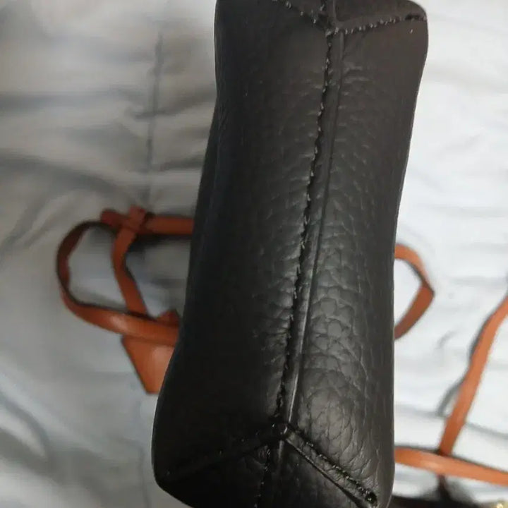 [BUNJANG] Generic Leather Crossbody Bag / 여성용 소가죽 미니 크로스백