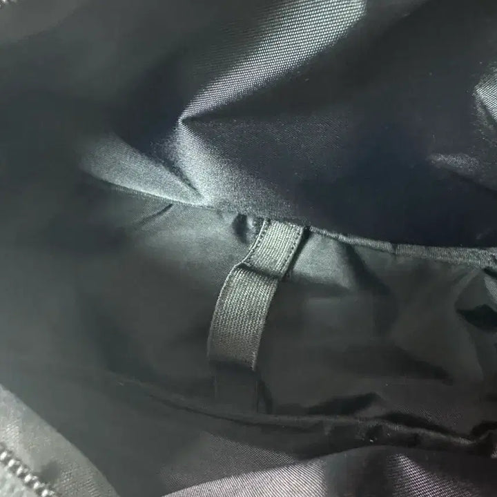 [BUNJANG] IVE Light Stick Cinema Pop-Up Bag / 아이브 콘서트 가방 판매양도 응원봉가방시네마 팝업