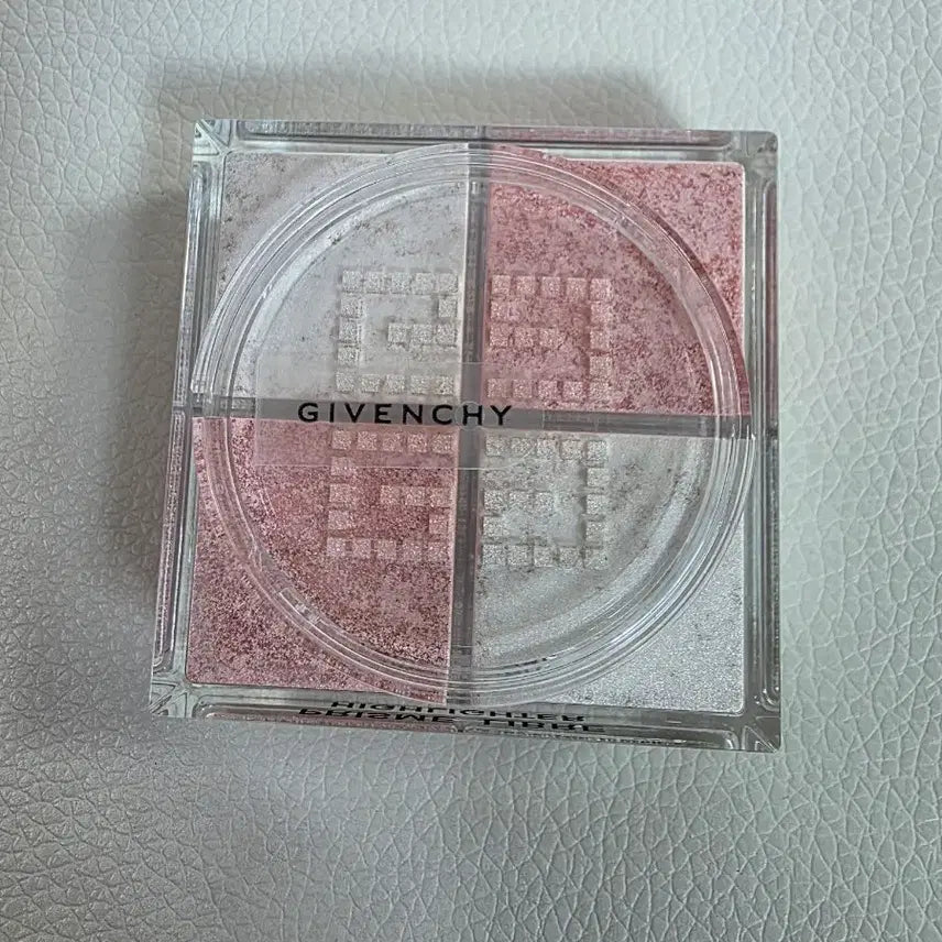 [BUNJANG] Givenchy Prism Libre Highlighter N16 Sparkling Peach Glow / 지방시 프리즘 리브르 한정 하이라이터 N16 스파클링 피치글로우 새제품