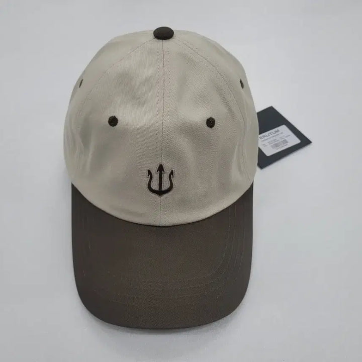 [BUNJANG] Verutum Baseball Cap Beige/Brown Hat / 베루툼 볼캡 모자 베이지/브라운