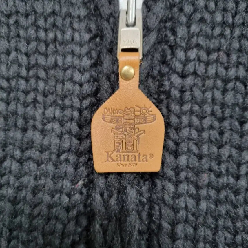 [BUNJANG] Outstanding x Kanata Cowichan Knit Zip-Up (Men&