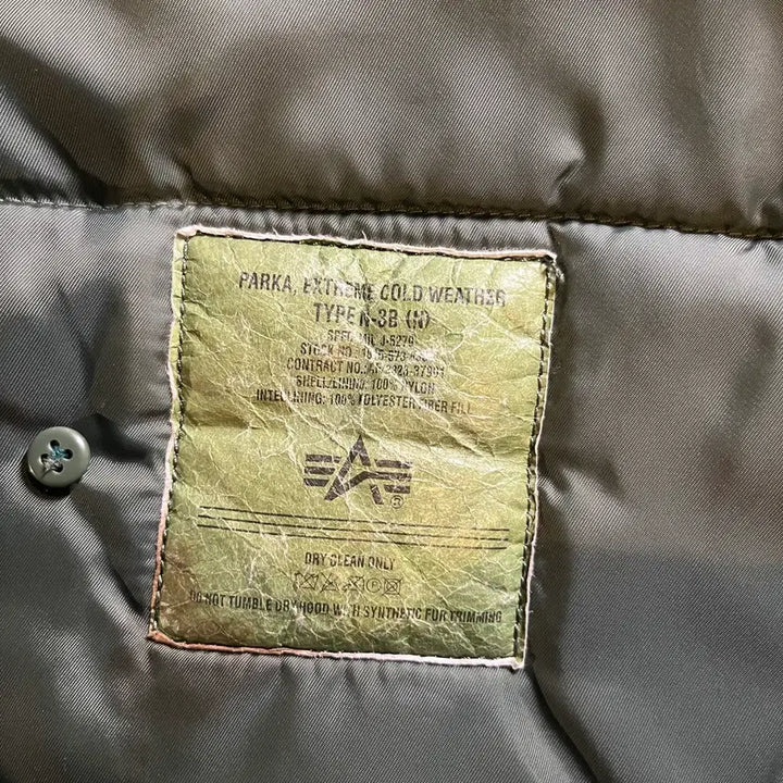 [BUNJANG] Alpha Industries Flight Padded Bomber Jacket / 알파인더스트리 항공 패딩 점퍼