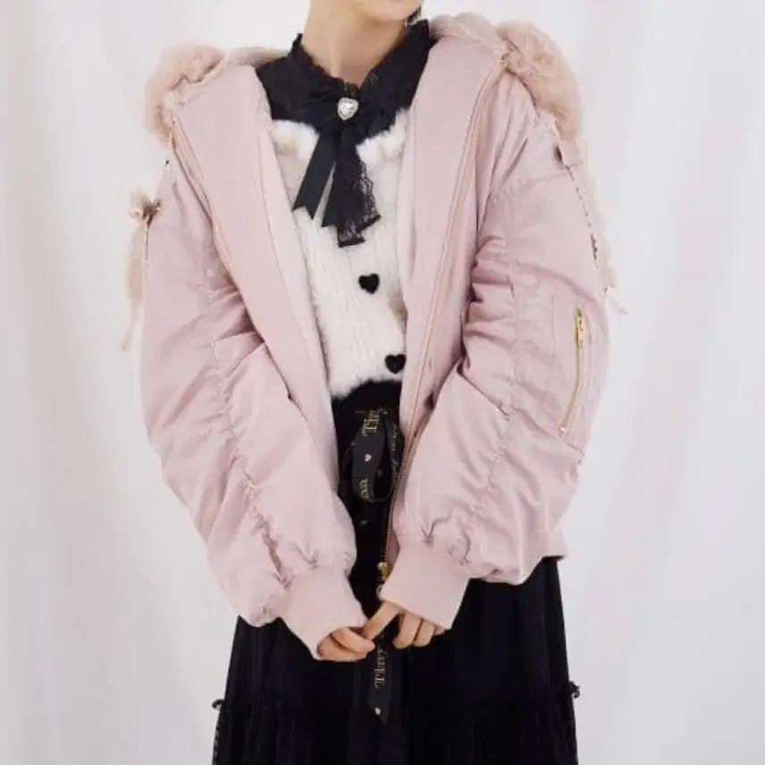 [BUNJANG] Lizlisa Ribbon Fur Padding Baby Pink / 대대장 리즈리사 아방핏 히메갸루 베이비핑크 리본 퍼 패딩 러블리 핀터