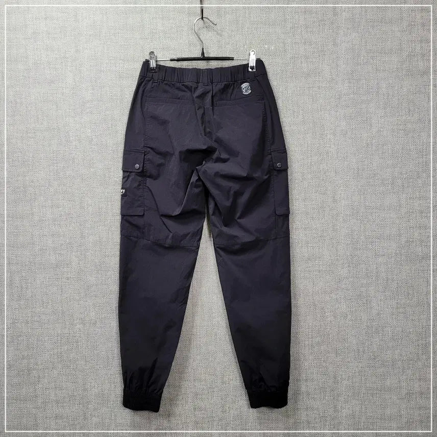 [BUNJANG] Discovery Black Cargo Jogger Pants Women&