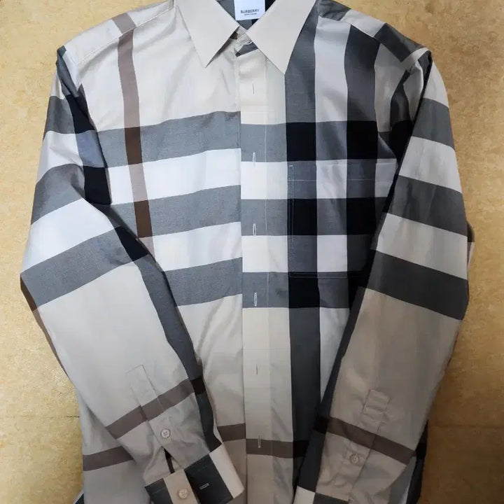 [BUNJANG] Burberry Check Shirt / 버버리 체크셔츠