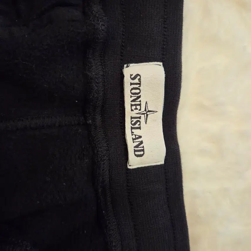 [BUNJANG] Stone Island Black Jogger Training Pants / 스톤아일랜드 블랙 조거 트레이닝 바지