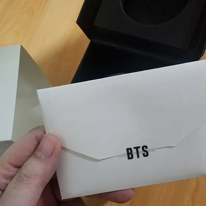 [BUNJANG] BTS Official Merch Pack 10 Photocard (Sealed) / 방탄소년단 공굿 bts 머치팩10 merch box #10 포카미개봉